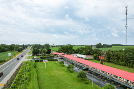 Jet Set Motel - Exterior view